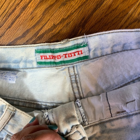 VINTAGE Filippo-Totti 80’s acid light wash high waist frayed raw hems  shorts - Picture 6 of 13